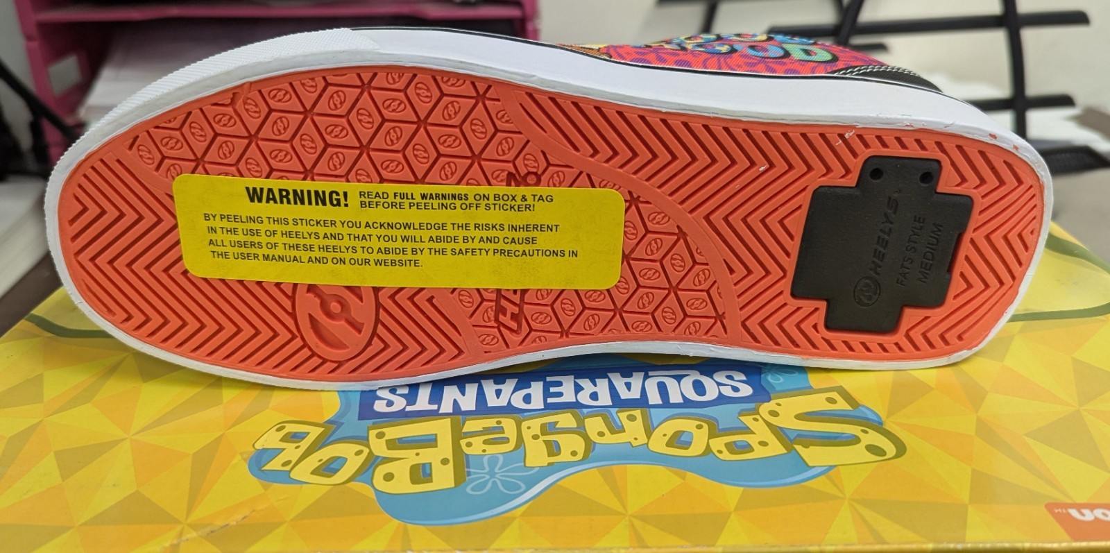 HEELYS PRO 20 SPONGEBOB ALWAYS IN A GOOD MOOD YOUTH SNEAKERS *SEE VARIATIONS NIB