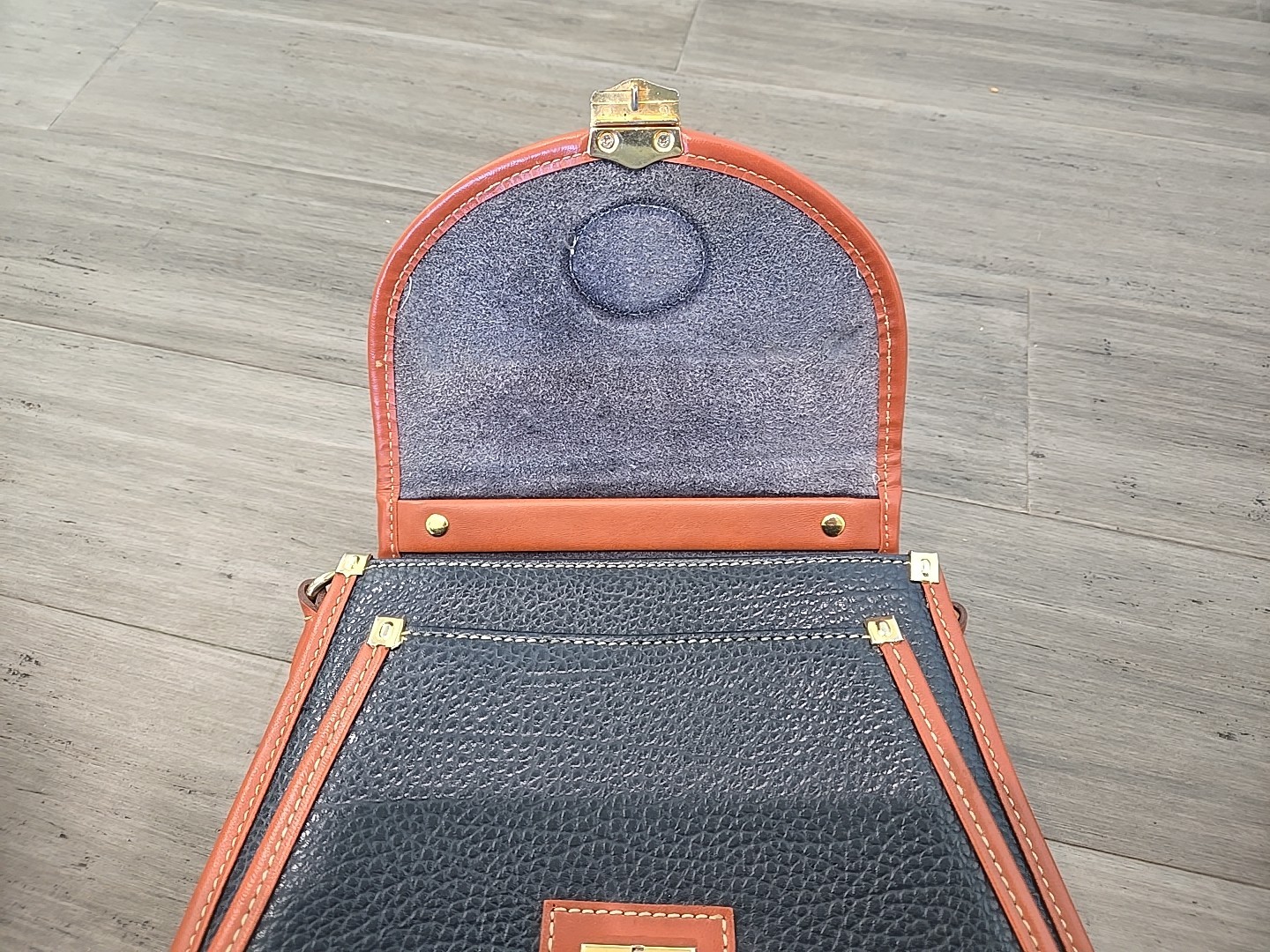Vintage Dooney & Bourke All Weather Leather Spectator Bag Navy Push Lock Classic