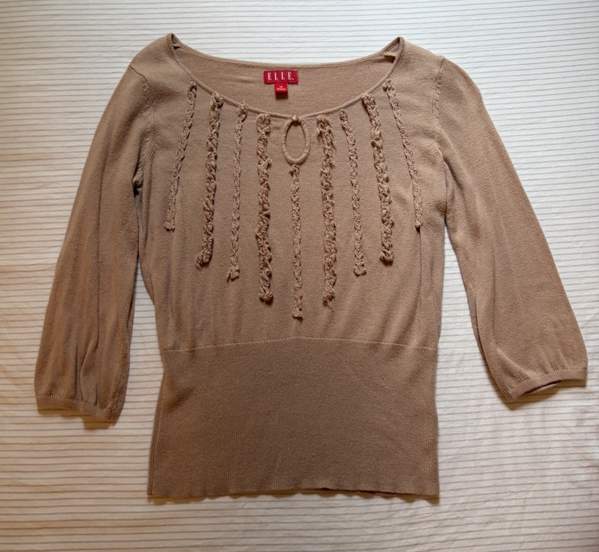 ELLE Women’s XS Beige Lightweight Scoop Neck Sinched Waist 3/4s sleeve