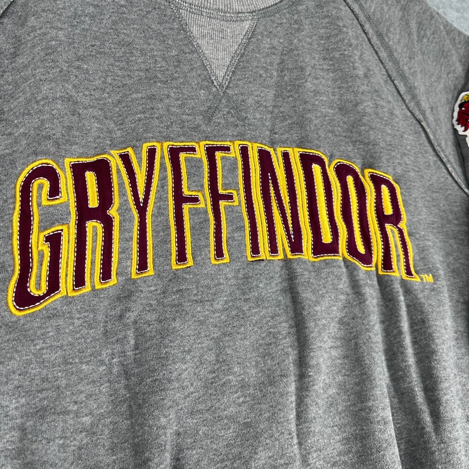 Wizarding World Harry Potter Gryffindor Sweatshirt Medium Grey Sweater Pullover