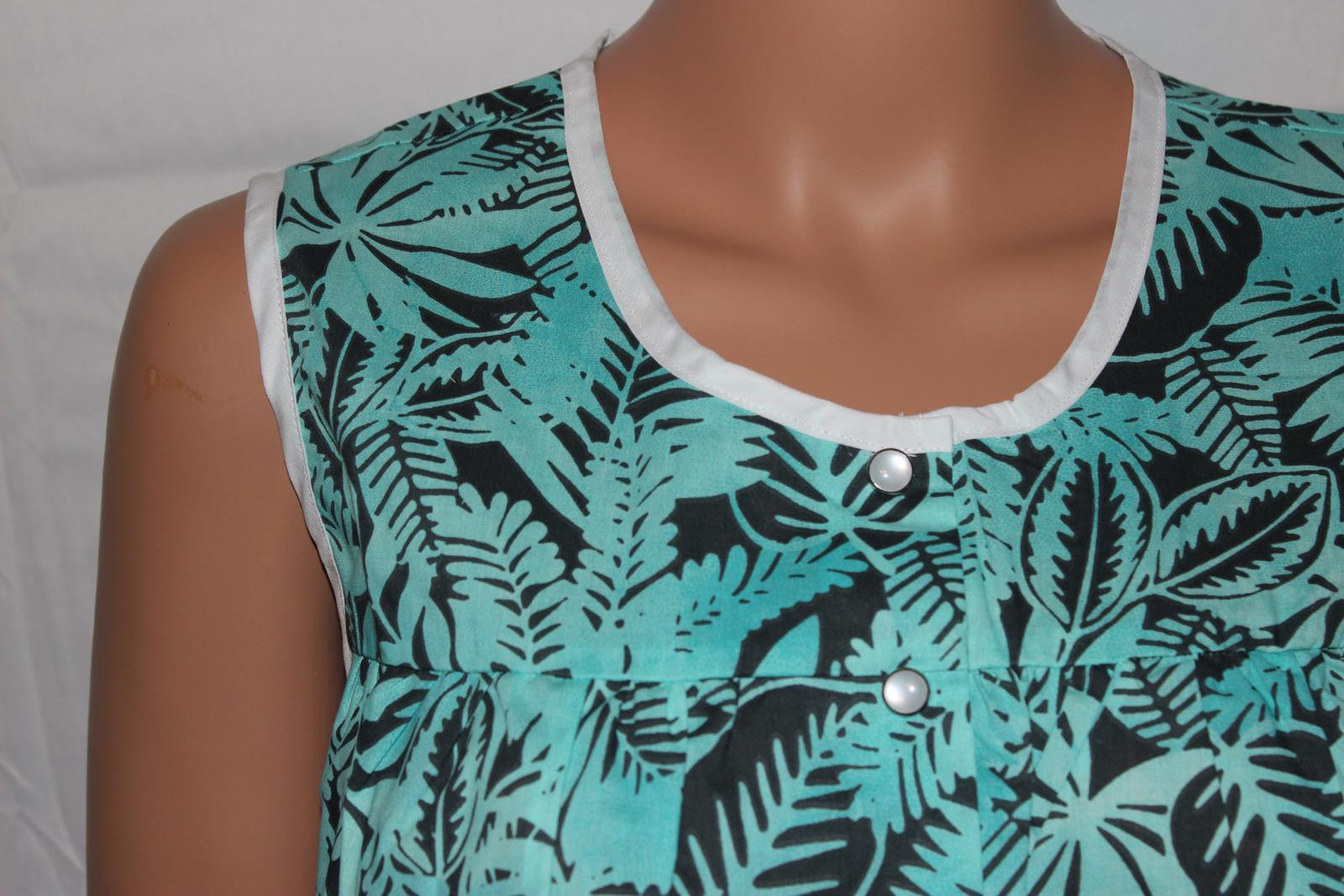 NEW – EASY ESSENTIALS SNAP FRONT SMOCK COBBLER APRON AQUA BLUE PALMS M 3X 4X