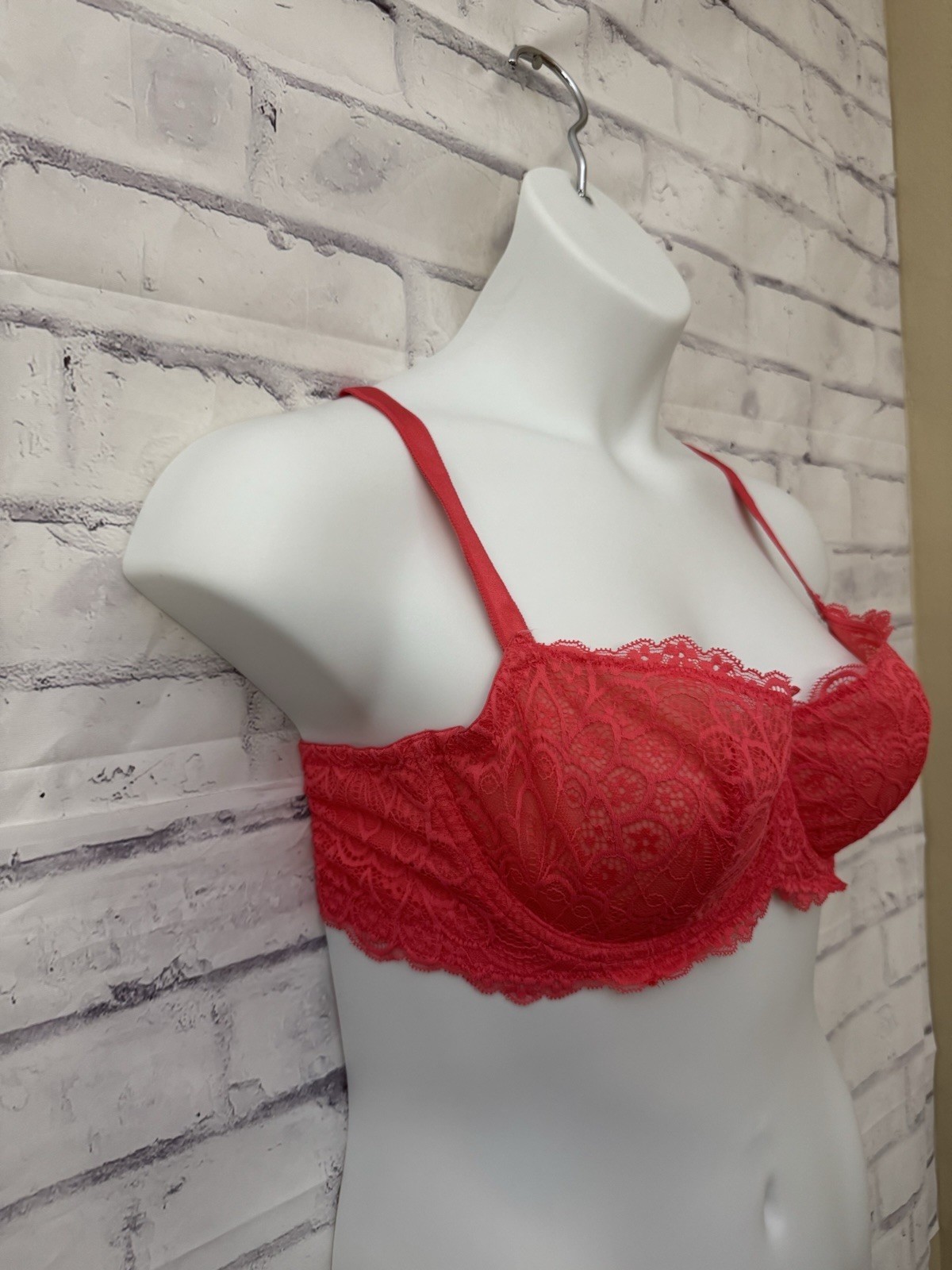 Torrid Curve Bra 38C Peacock Lace Balconette Lace Underwire Unlined Sexy