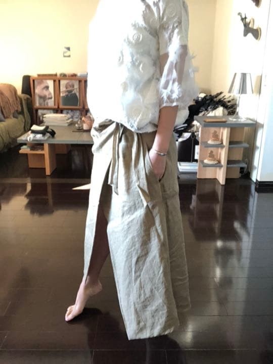 L’Appartment Long Skirt Size 4 Kallmeyer Fashion Women’s Skirt