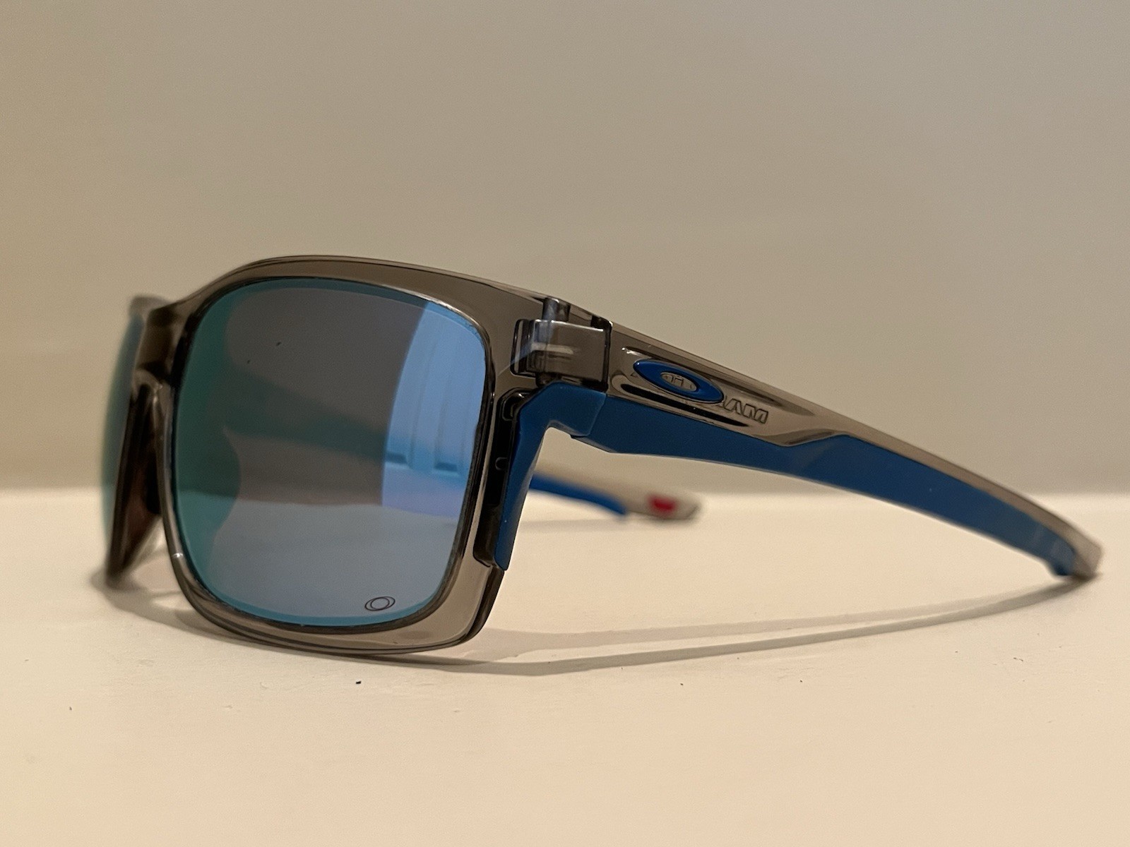 Oakley MAINLINK XL Grey ink Clear PRIZM Sapphire Blue Sunglass 9264-42