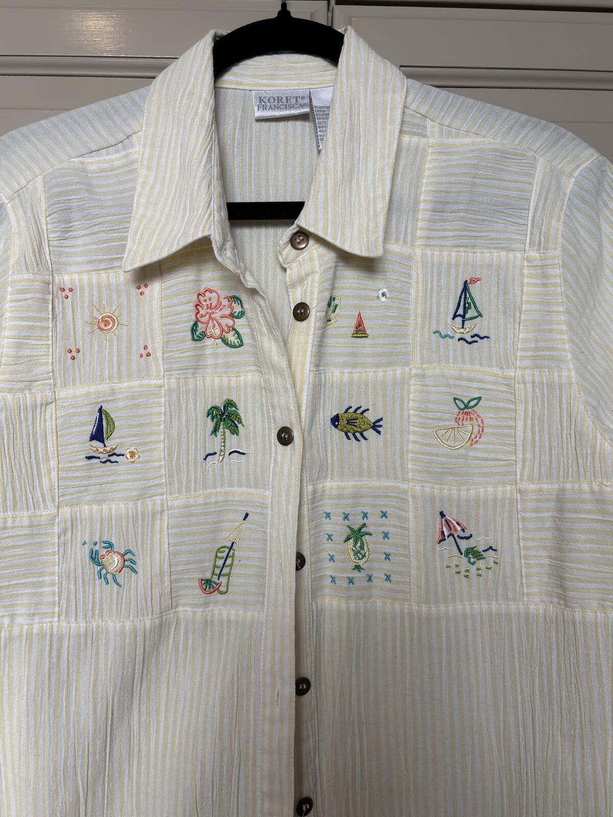 Koret Francisca Embroidered Tropical Short Sleeve Button Front Shirt
