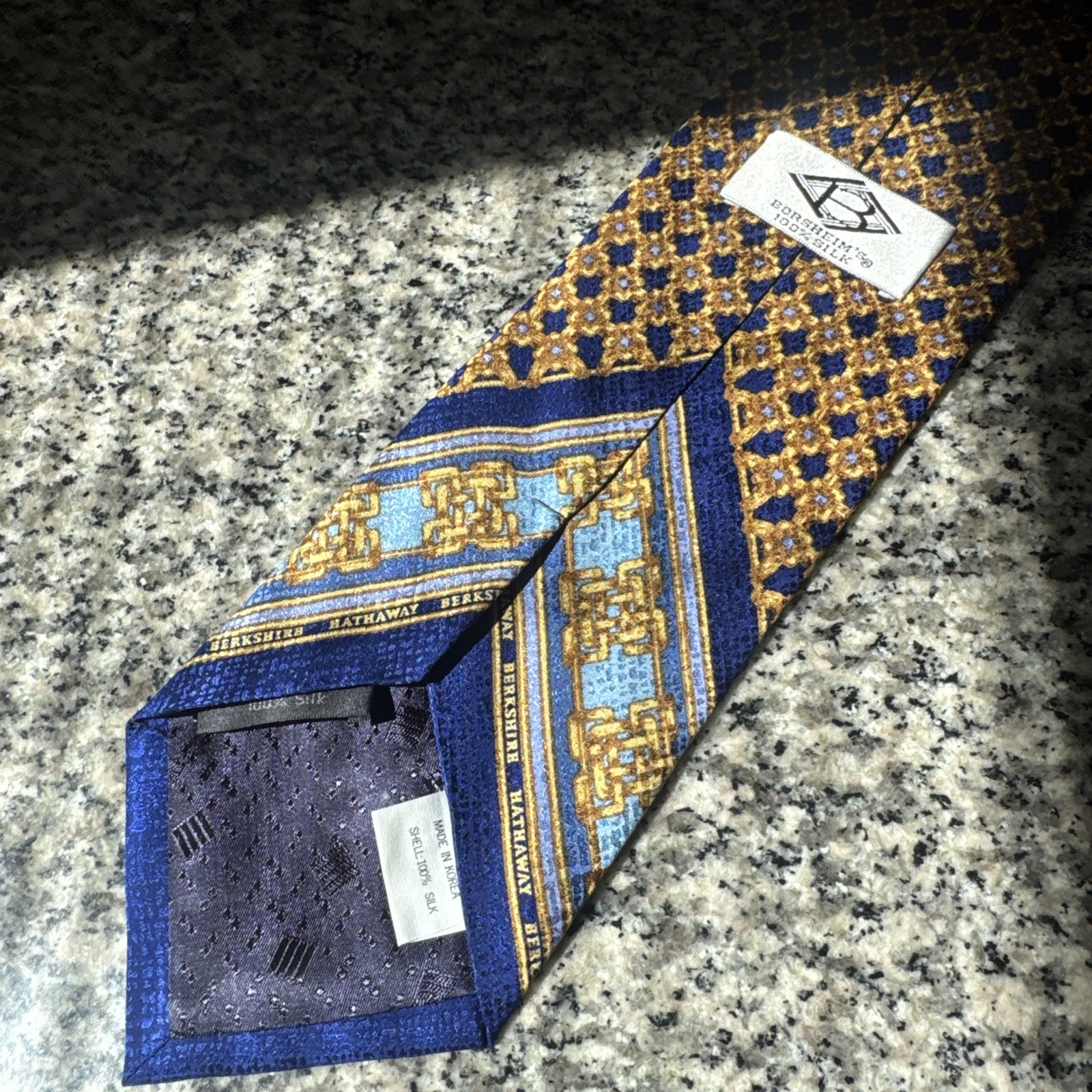 Berkshire Hathaway BRK Vineyard Vines Tie 100% Silk Blue From Annual Meeting