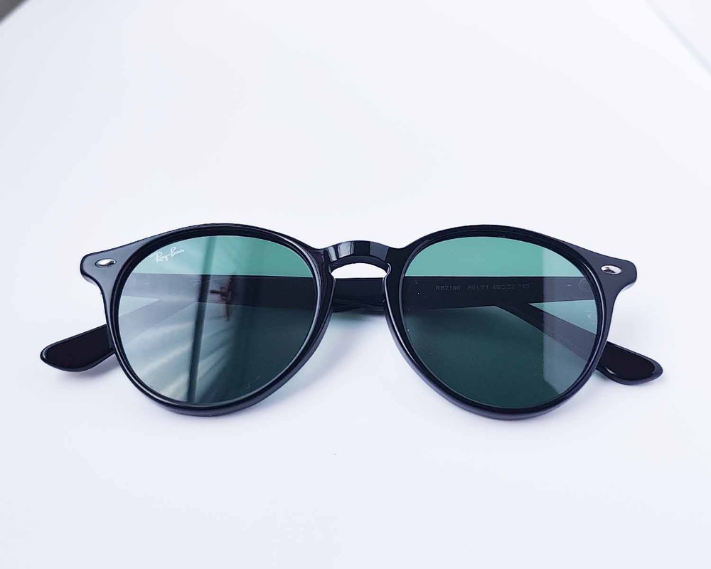Ray Ban RB2180 Polished Black Frame Dark Green Lenses Unisex Sunglasses 49Mm New