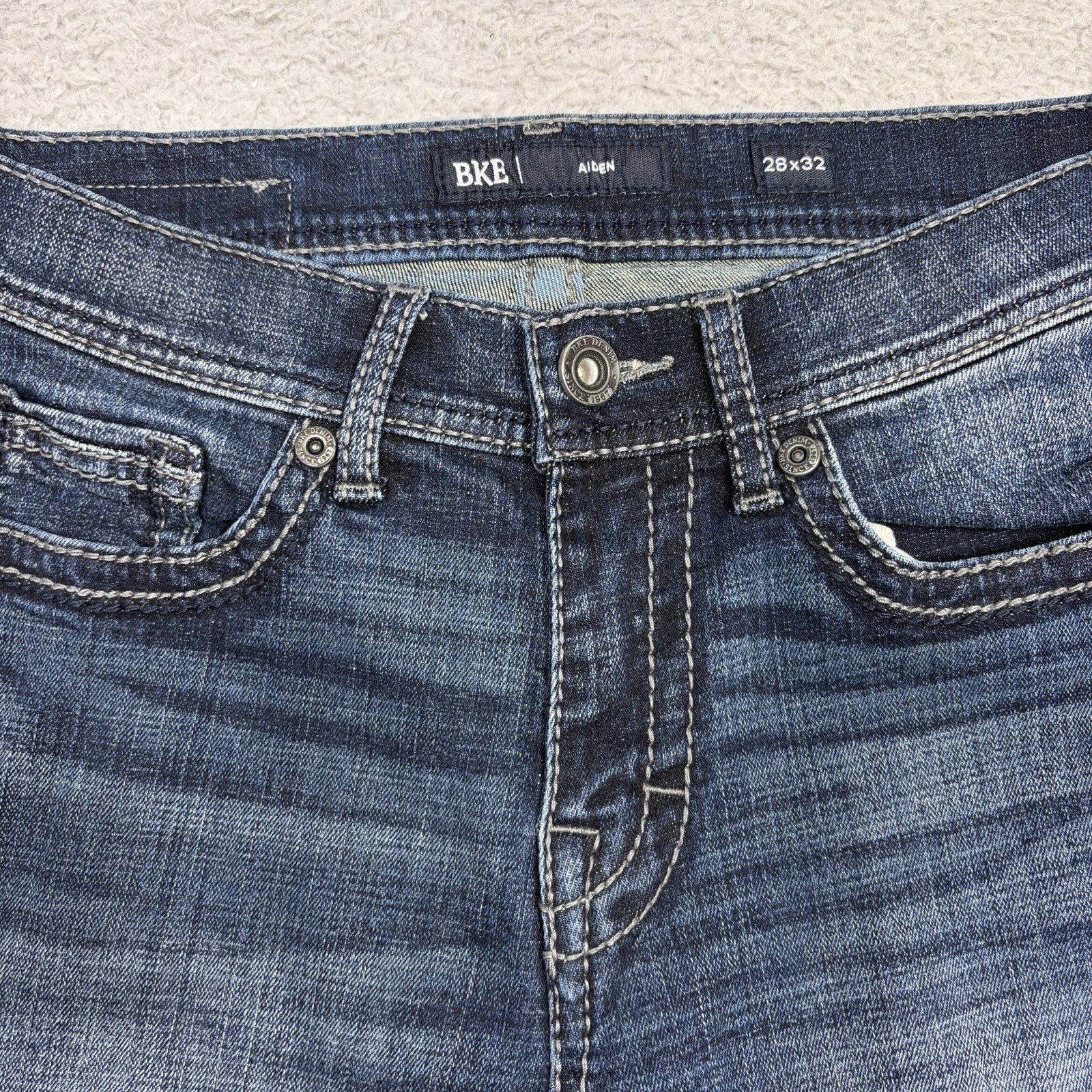 BKE Buckle Aiden Boot Leg Jeans Men 28 Blue Denim Dark Wash Pants Cotton 28×32