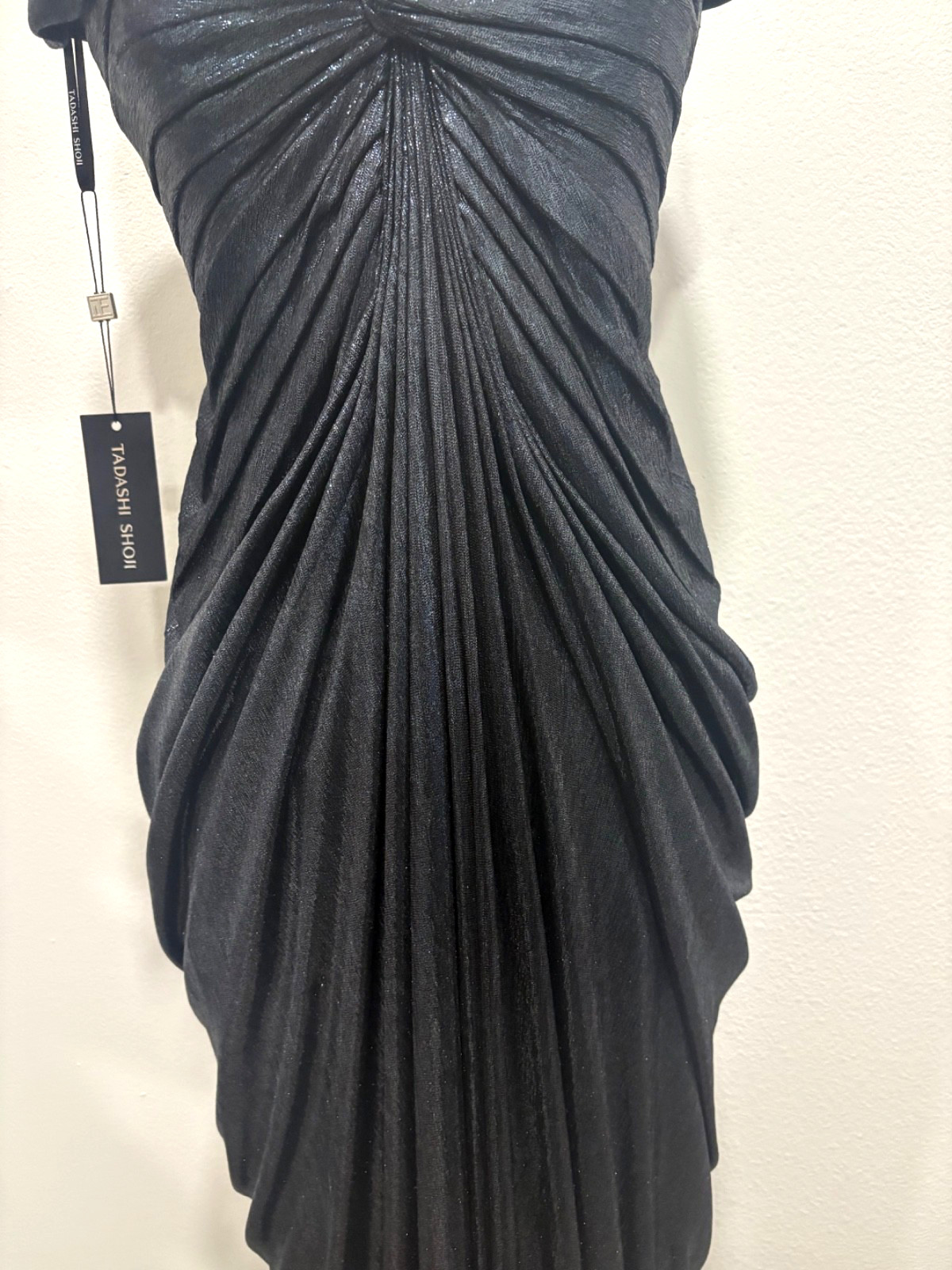 TADASHI SHOJI RUCHED OFF THE SHOULDDER BLACK METALLIC GOWN SIZE XS $488