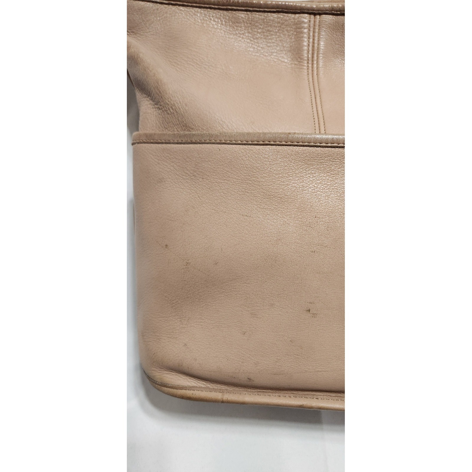 Vintage 80’s Coach Bleeker Tan Leather Crossbody Zip Shoulder Bag Hang tag pics