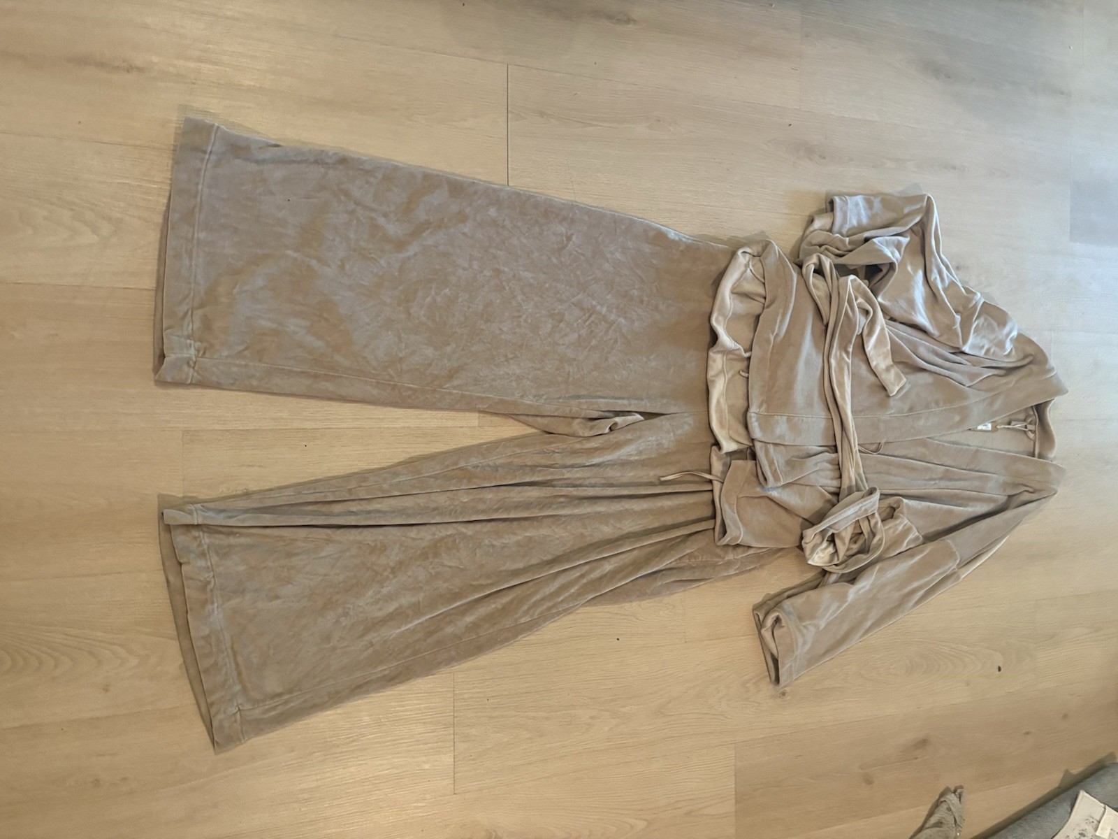 SKIMS Velour Fleece Wrap Sleep Set