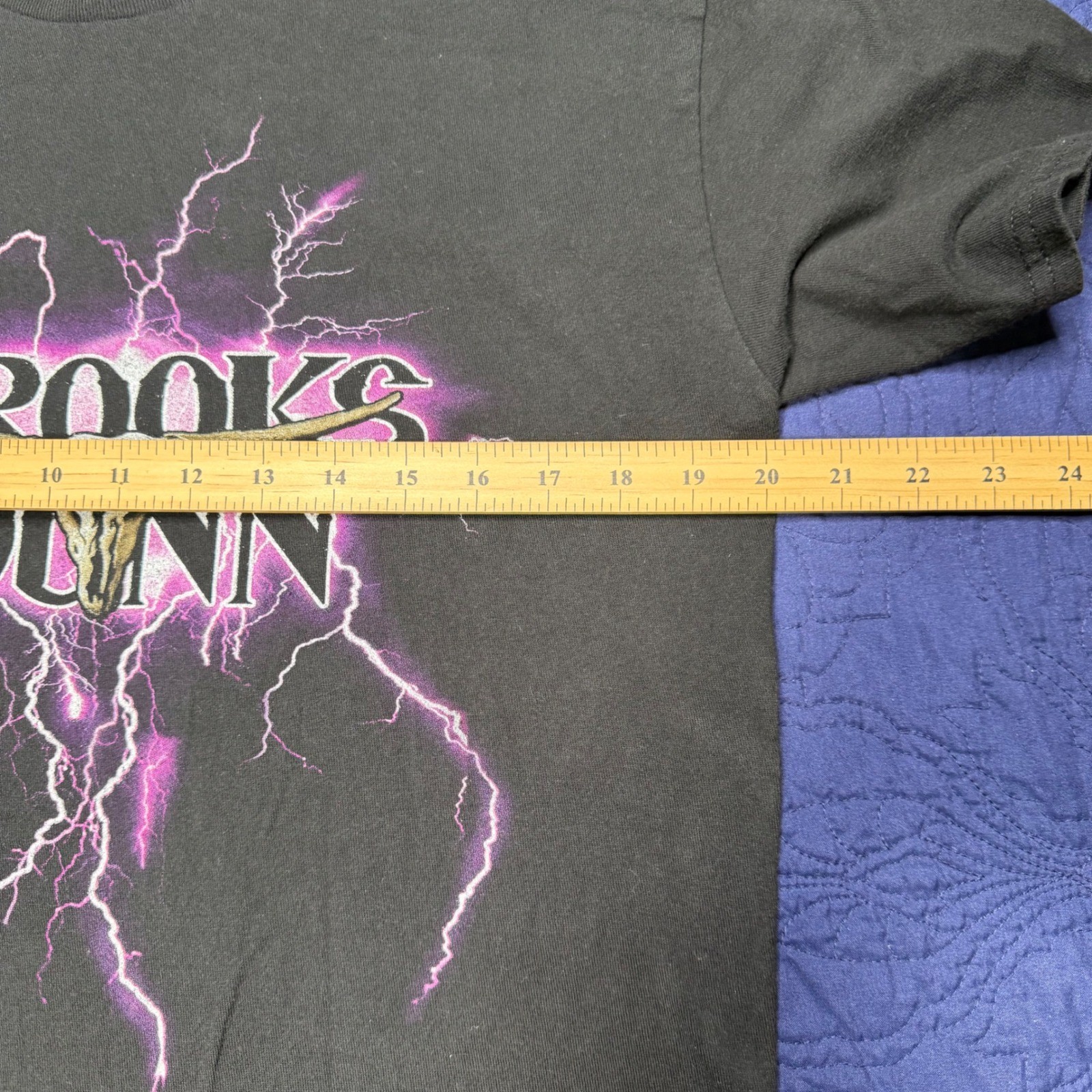 Brooks & Dunn Country Music Graphic T-Shirt Black Purple Lightning Mens M Faded
