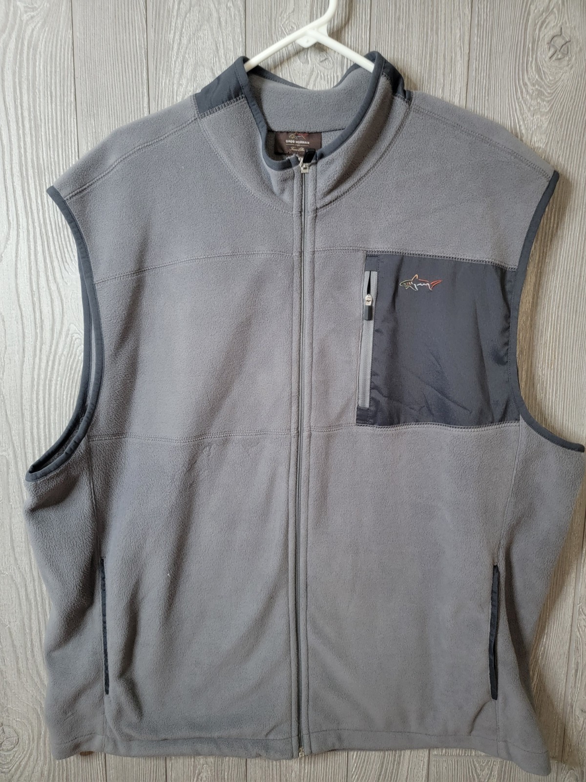 Greg Norman for Tasso Elbo Men’s XL Gray Vest Full Zip Front Outdoors