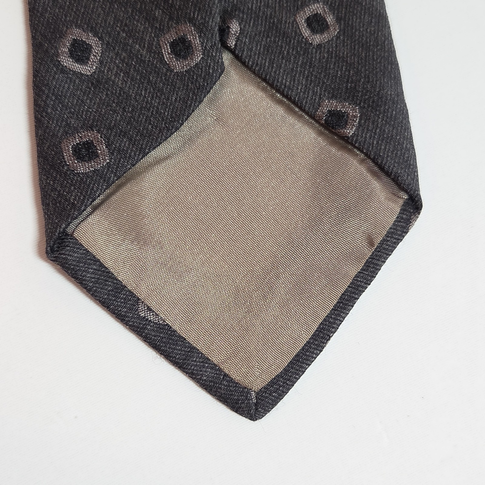 Giorgio Armani VTG Mens Wool-Silk Blend Charcoal Gray/Black Geometric Tie 3.5×56