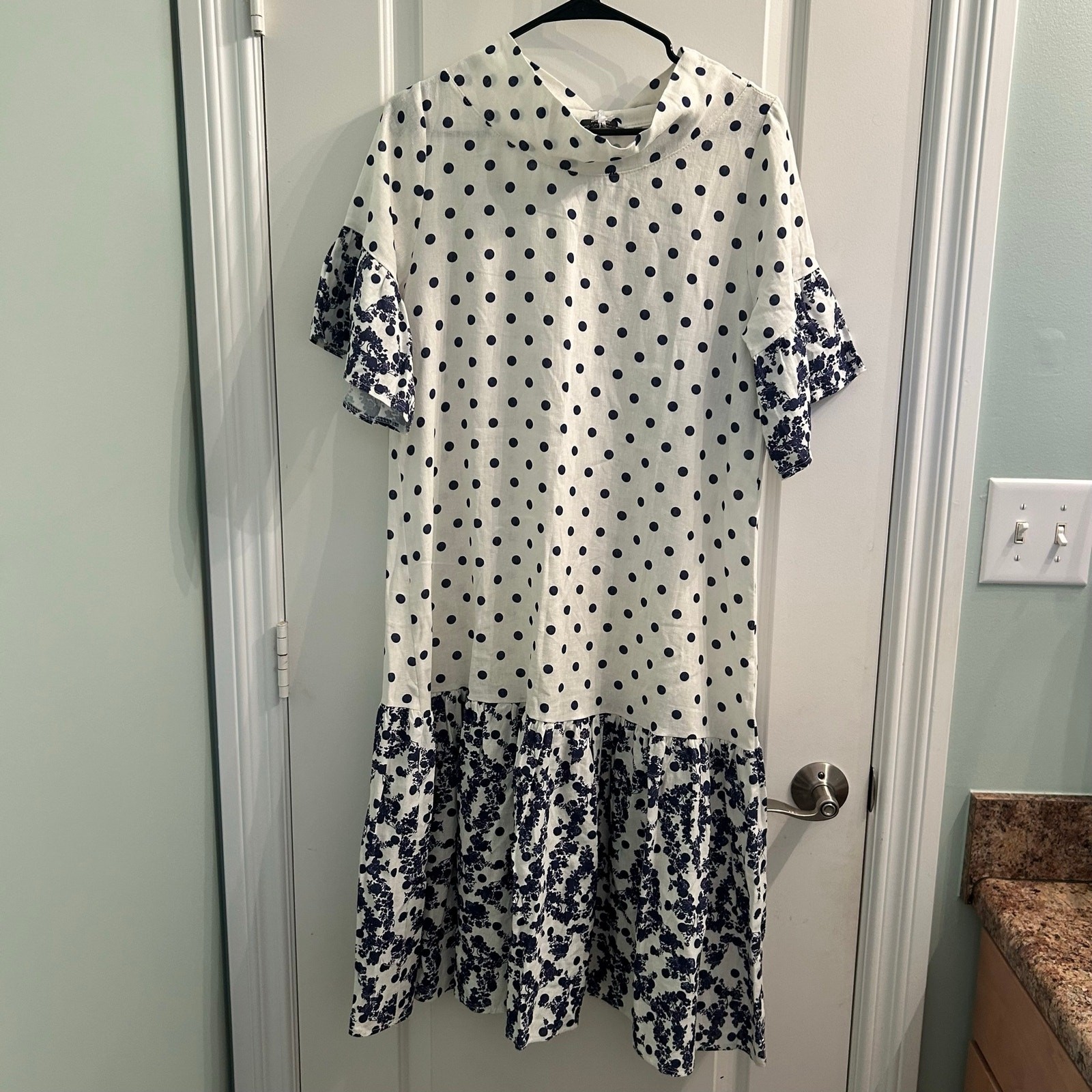 Le Ragazze Italian Linen Blend Polka Dot Dress – size M