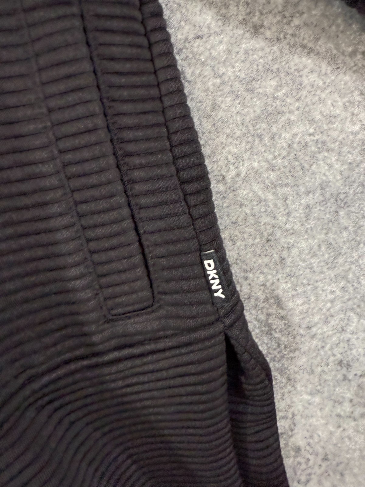 DKNY Ottoman Full Zip Hoodie Womens Medium Black Stretch Lined Drawstring NWT
