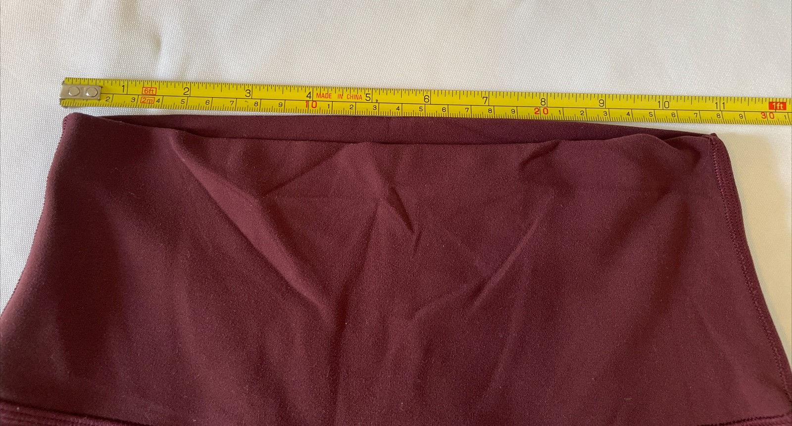 Lululemon Align High Rise Short 6″ Size 4 Burgandy Maroon