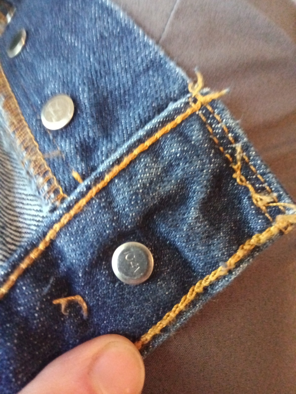 vintage 90s levis 501xx button fly jeans 28X30