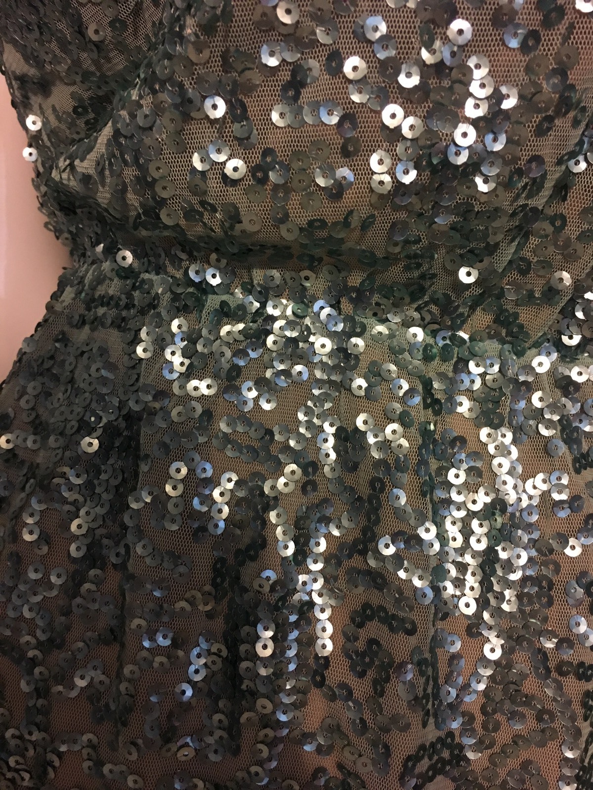 NEW! $220 Dress the Population Maryann Sleeveless Sequin Dress [SZ Medium] #e92