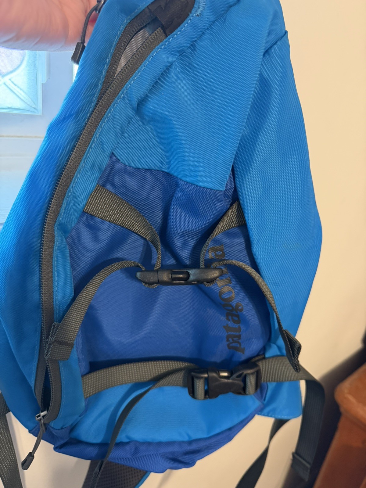 Patagonia Atom Sling Bag Mens OS Blue 8L Hiking Technical Crossbody Outdoor