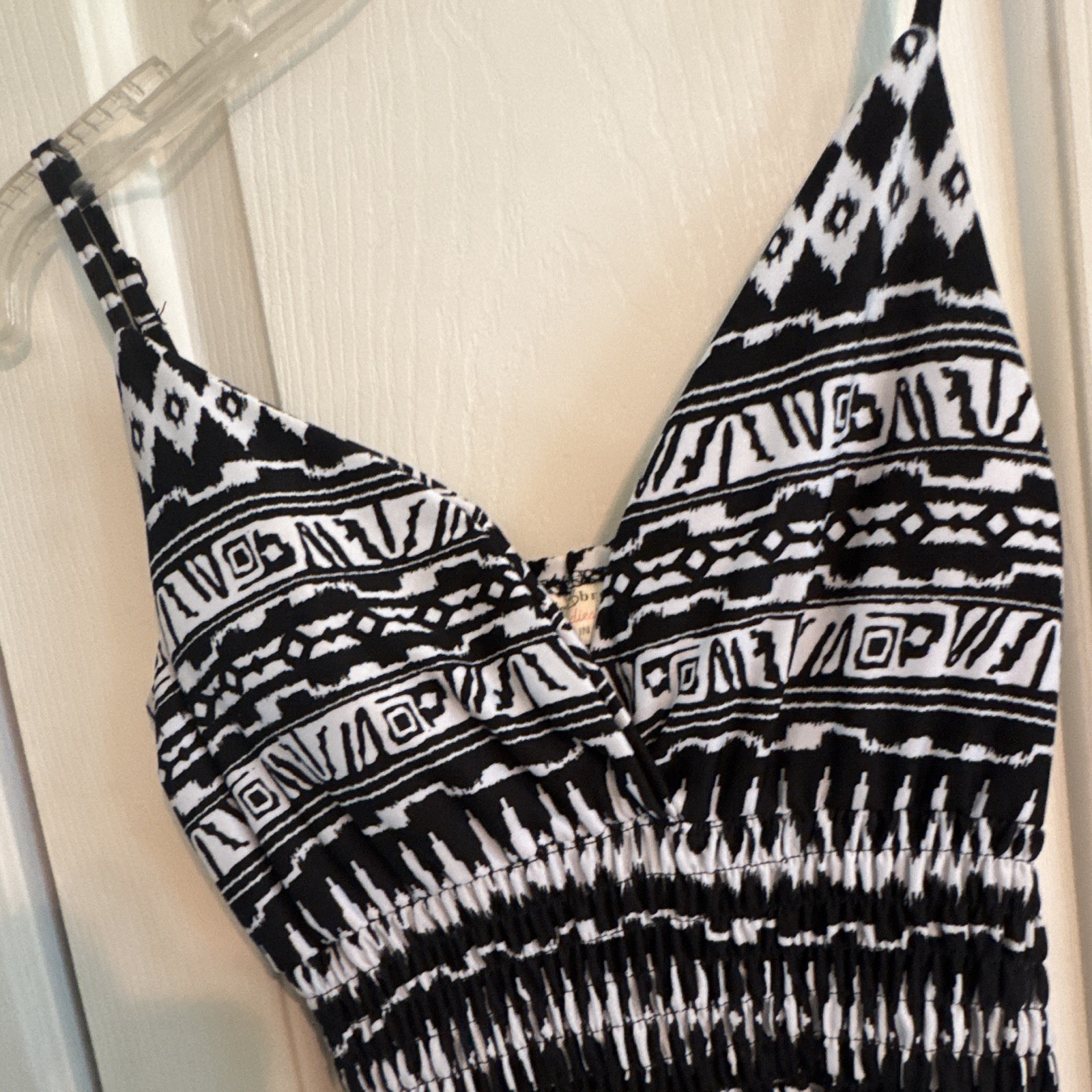 Bobbie Brooks Black & White Geometric V-Neck Strappy Stretch Maxi Dress L