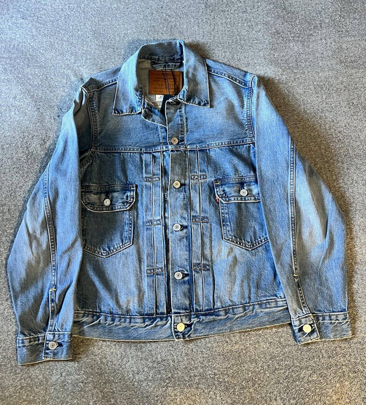 Levi’s Premium Type II Trucker Denim Jacket small Blue Button Pockets NWT