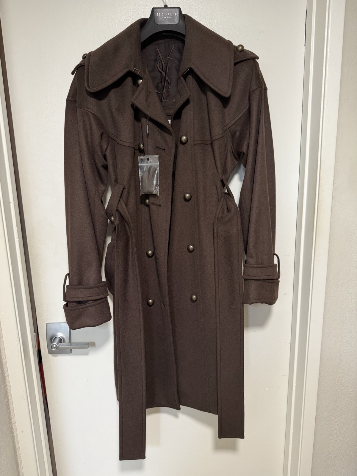 Yves Saint Laurent ‘Rive Gauche’ Cashmere Coat. Brown. New. FR 42. IT 44/46. M/L
