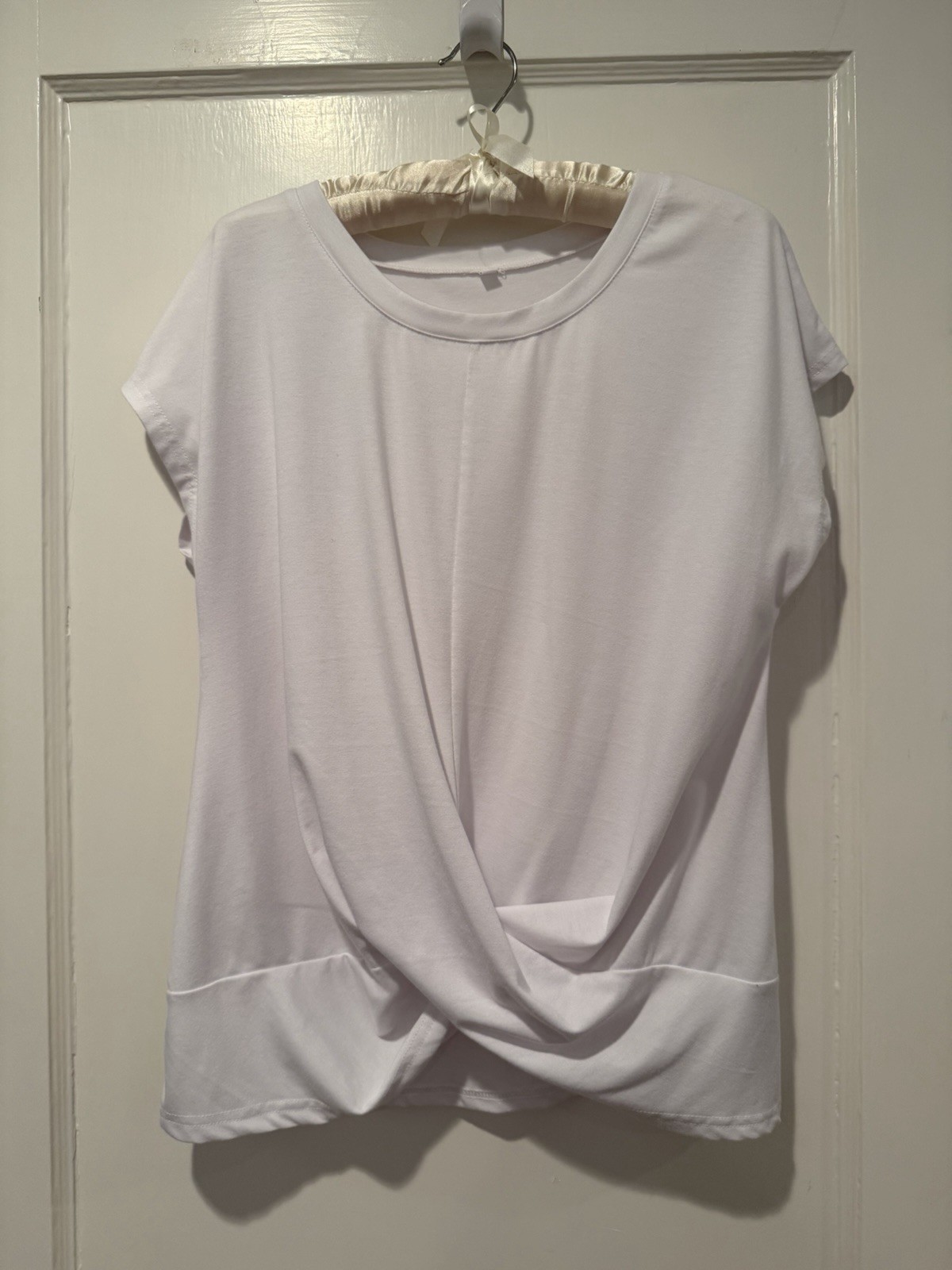 Nordstrom Soft Cotton Tee White Twist Bottom Detail Size Large