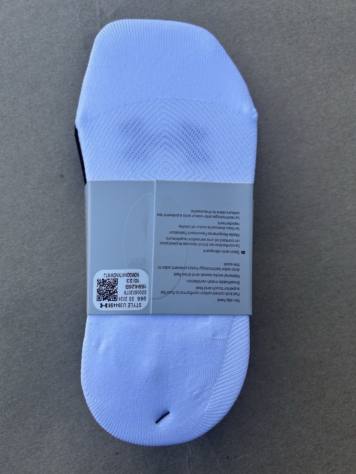 Under Armour Women’s UA Breathable Liner No Slip No Show Socks, 6 Pairs,
