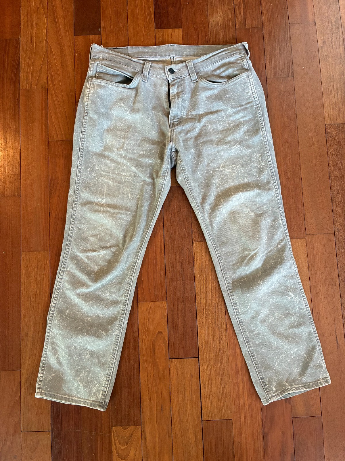 Levis Jeans Mens 32 X 30 Gray 541 Bleach Distressed Acid Wash Straight Athletic
