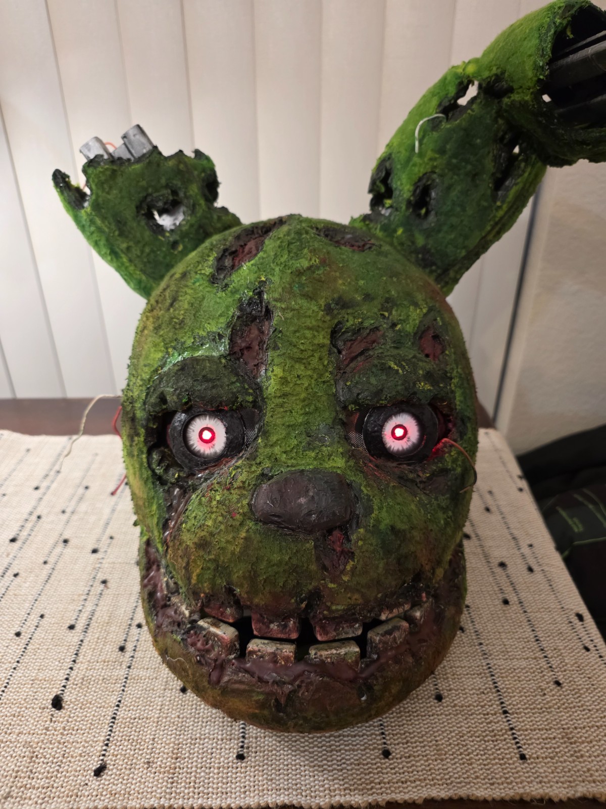 FNAF springtrap cosplay head, five nights at freddys life sized prop and mask