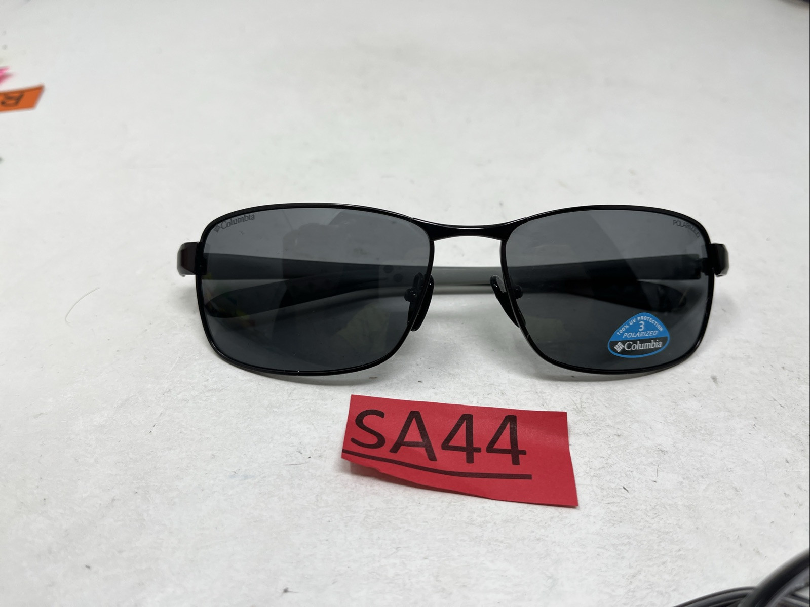 .COLUMBIA Sunglasses VASCO 200 C01 BLACK W/ Polarized Gray Lens SA44