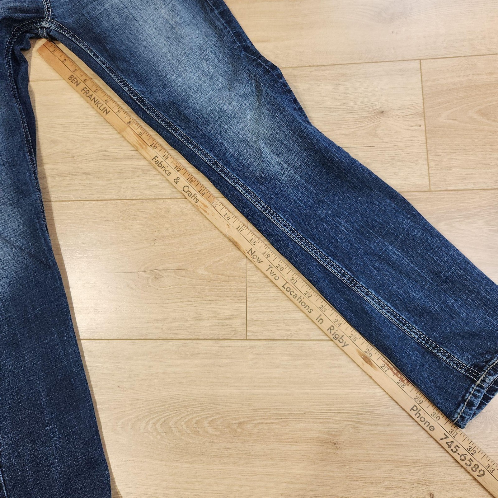 BKE Alec Straight Jeans Mens 30×32 Blue Medium Wash Denim Distressed Stretch