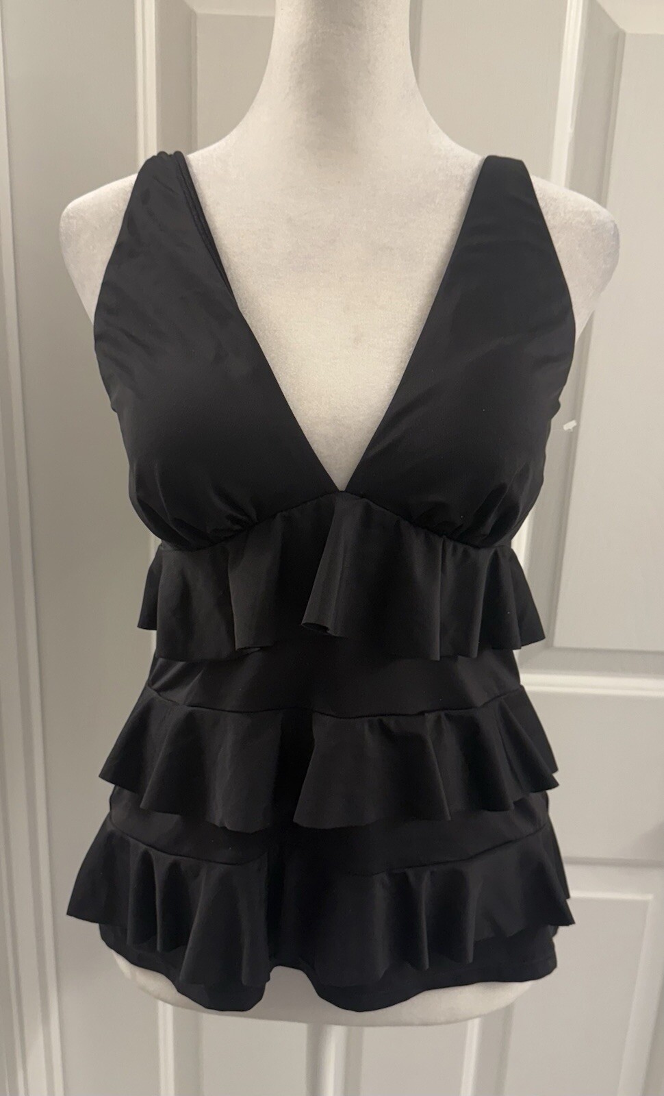NWT Dreamsuit By Miracle Brands Black Tankini Top Size 10