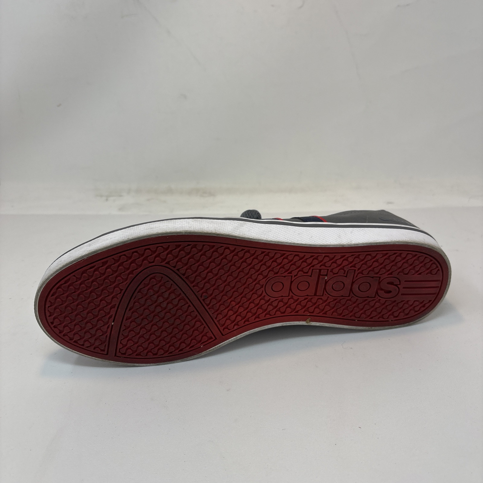 Adidas Men’s Size 9.5 VS Pace Trainer Steel Grey Blue and Red