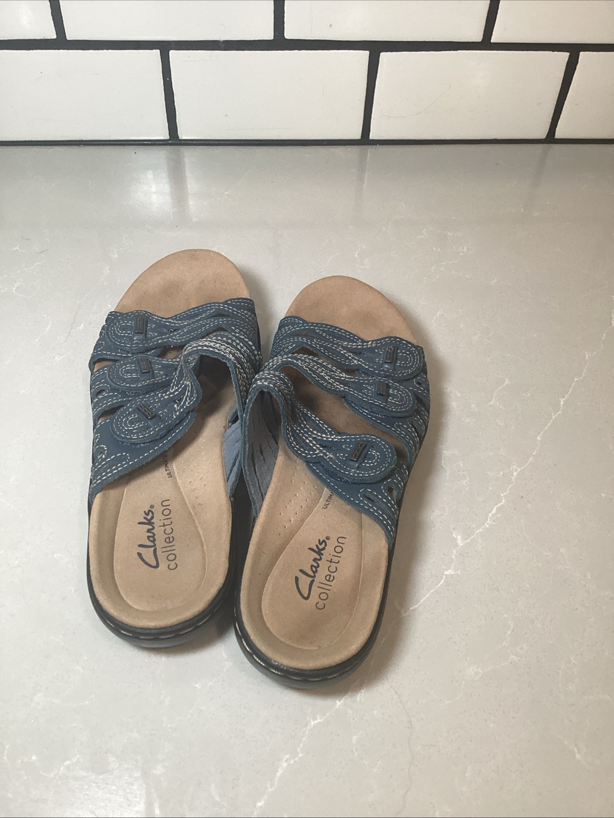 Clark’s Collection Laurieann Cove Blue/Grey Leather Sandals Women’s 6