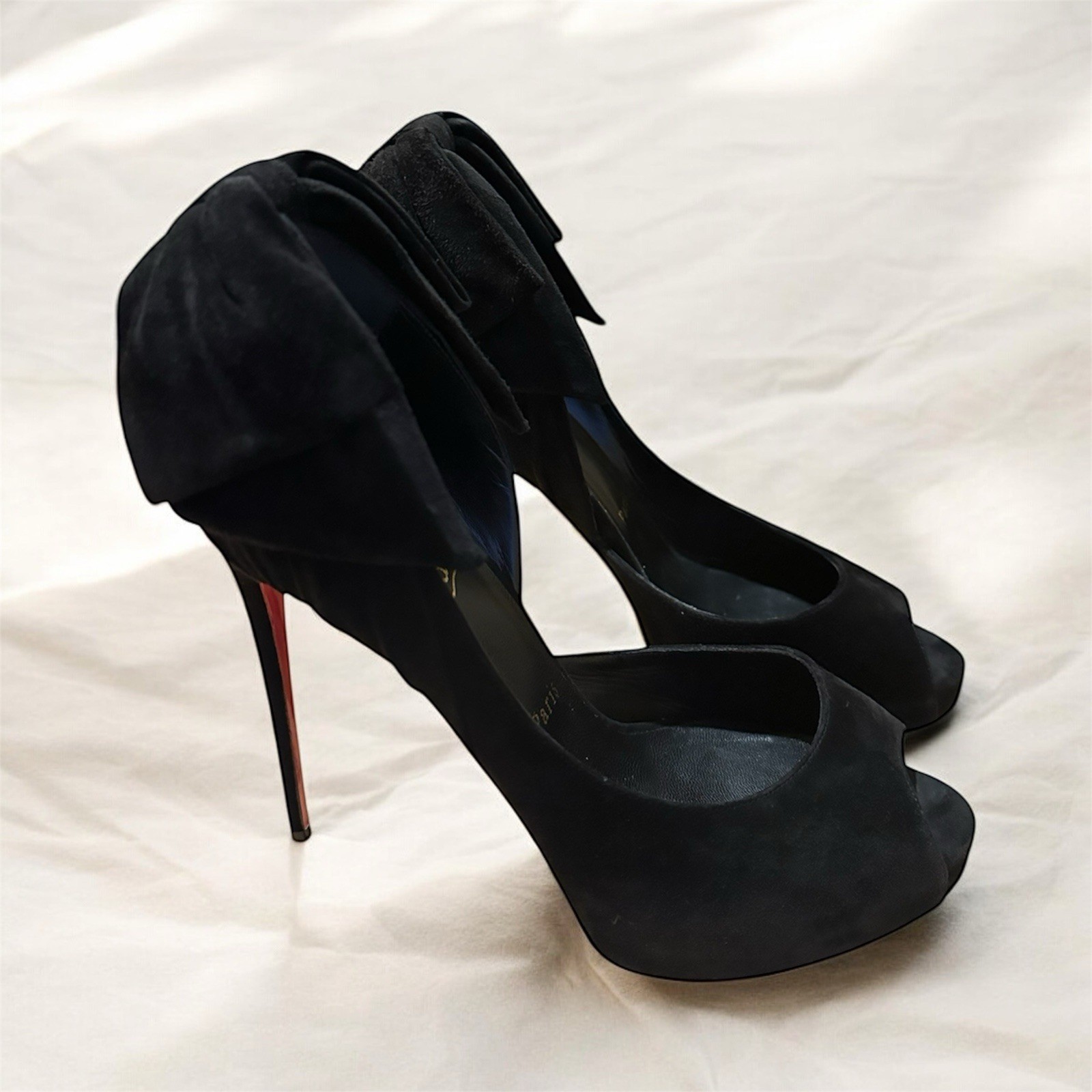Christian Louboutin Rabakate Alta 120mm suede heels RETAIL 995