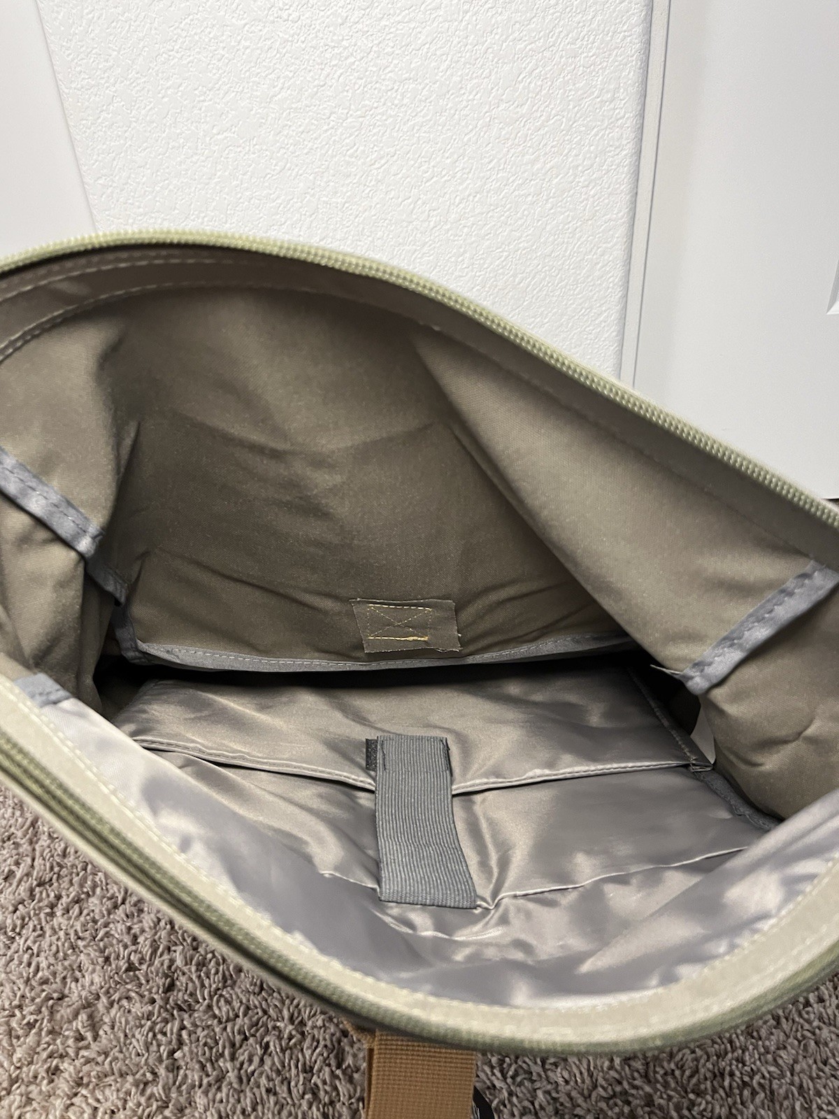 Atley James Backpack New With Tags NWT Unisex School Travel Laptop Bag Daypack⁠