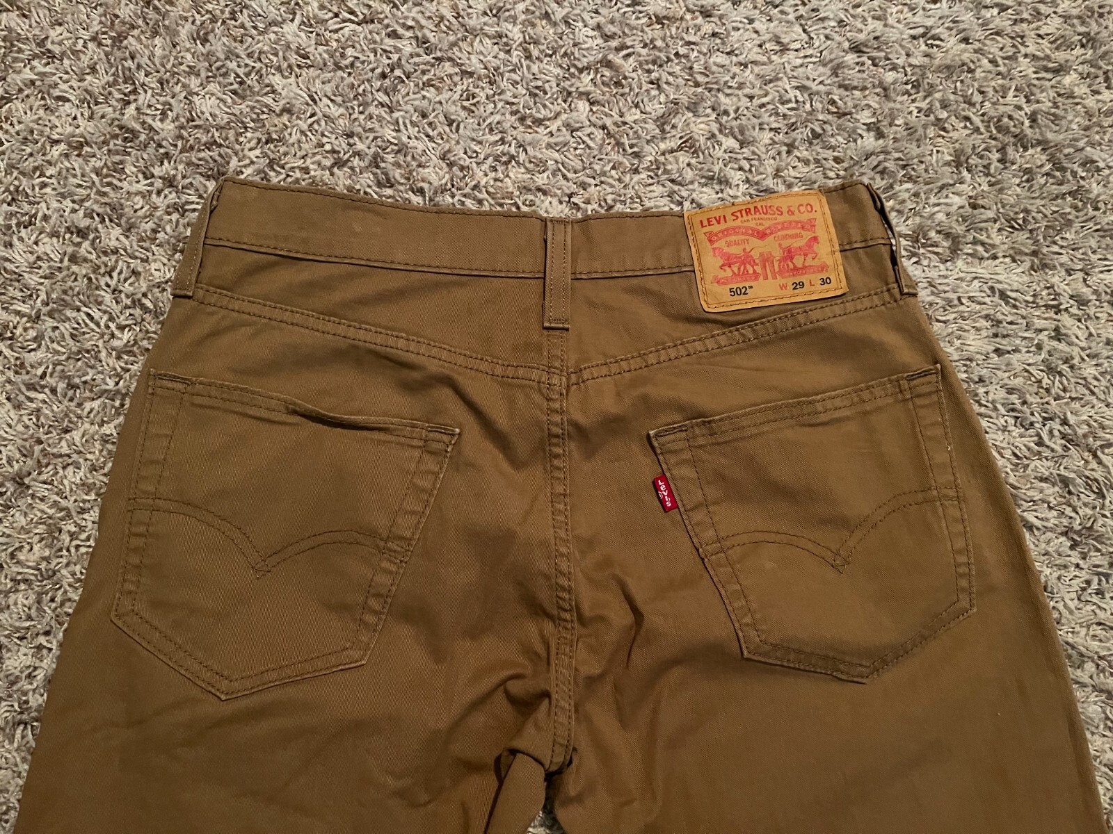 EUC Levi’s 502 PANTS Regular Tapered TAN Mens tag=29×30 (MEASURED 30×28) (9173)