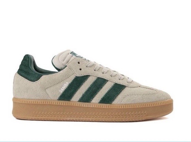 adidas Samba Low Top Lace-Up Suede Sneakers Beige/Green Gum Rubber Sole JQ9886