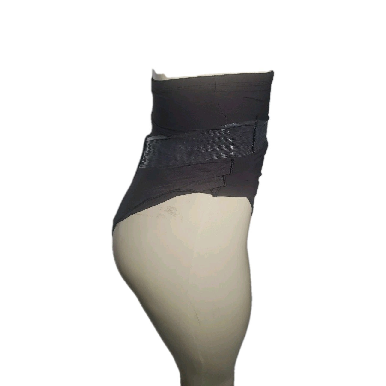 SlimShaper by Miracle Brands Womens Sheer Booty Lift Shortie Black Size Small