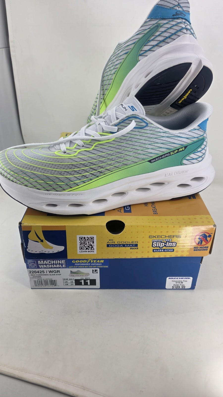 Sketcher Max Sapphire White/Green – Men’s Slip-Ins Size 11