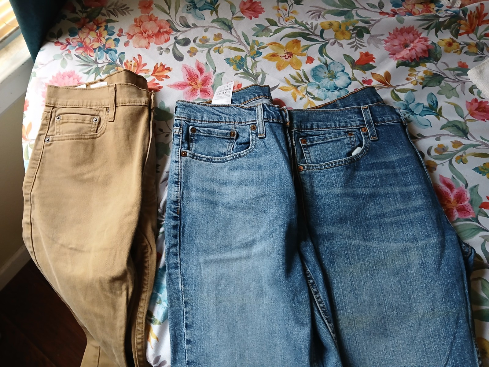 Levi’s 2-Pair Men’s 500 Series Straight Leg Denim Jeans Blue/Beige 5-Pocket