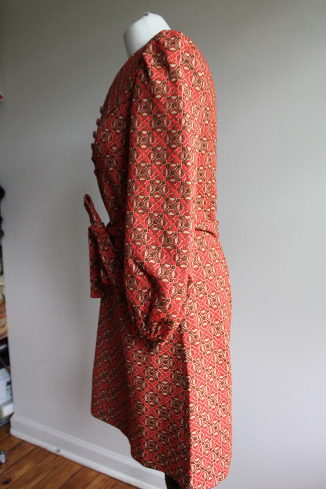 Vtg Unbranded 36″ Bust Orange Brown Geometric V-Neck Knit Fabric Belted Dress