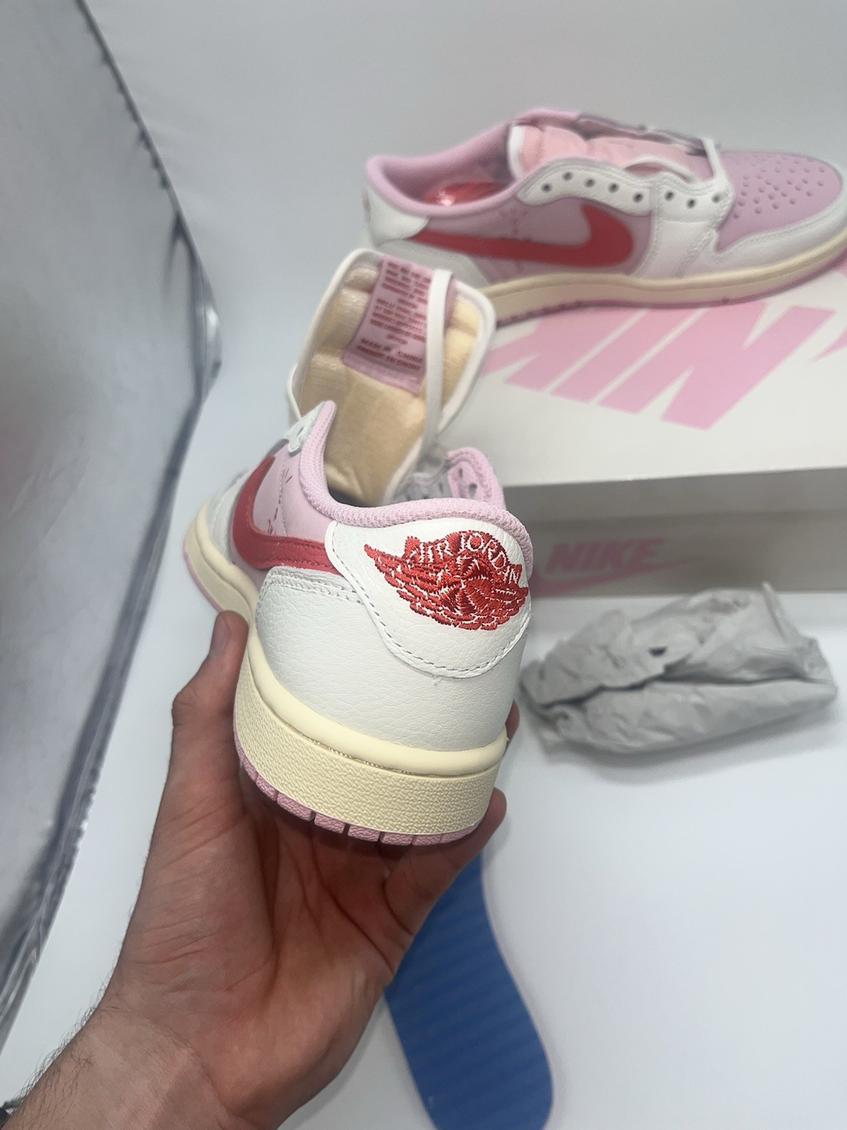 Nike Jordan 1 Low Travis Scott Tropical Pink