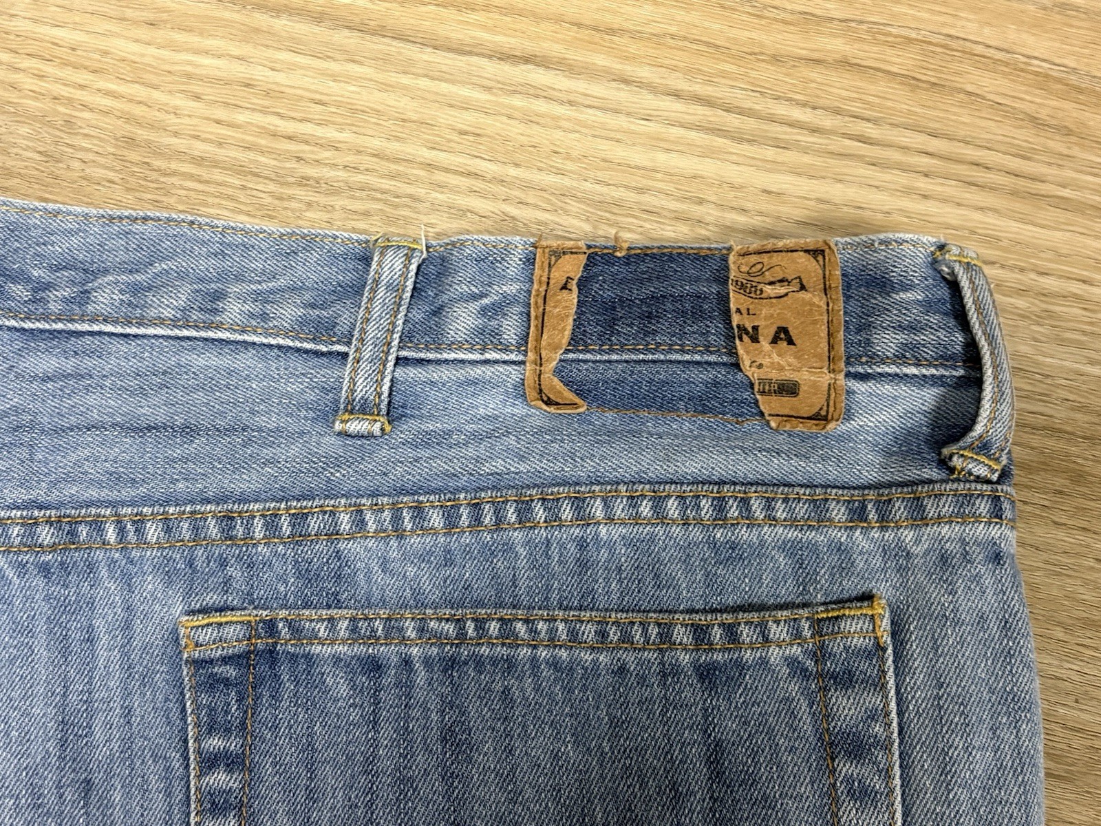 2-Arizona Jean Co Mens Relaxed Fit Light Stone Denim Blue Jeans Size 48×30 – NEW