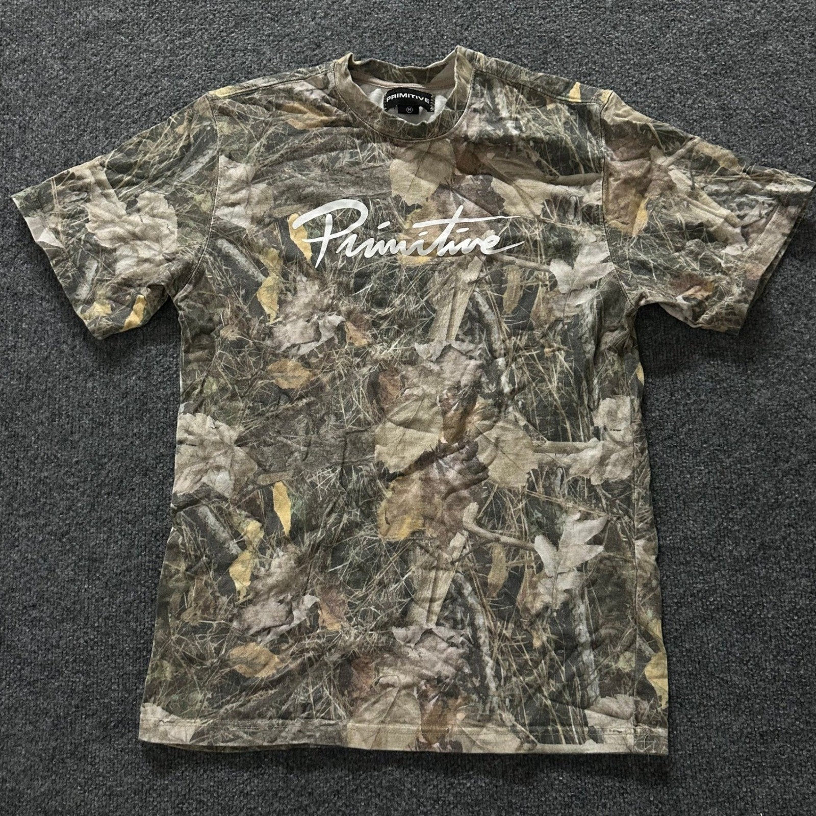 Primitive T-Shirt Mens Size M Brown Camo Leaf Script Logo Skate Streetwear Tee