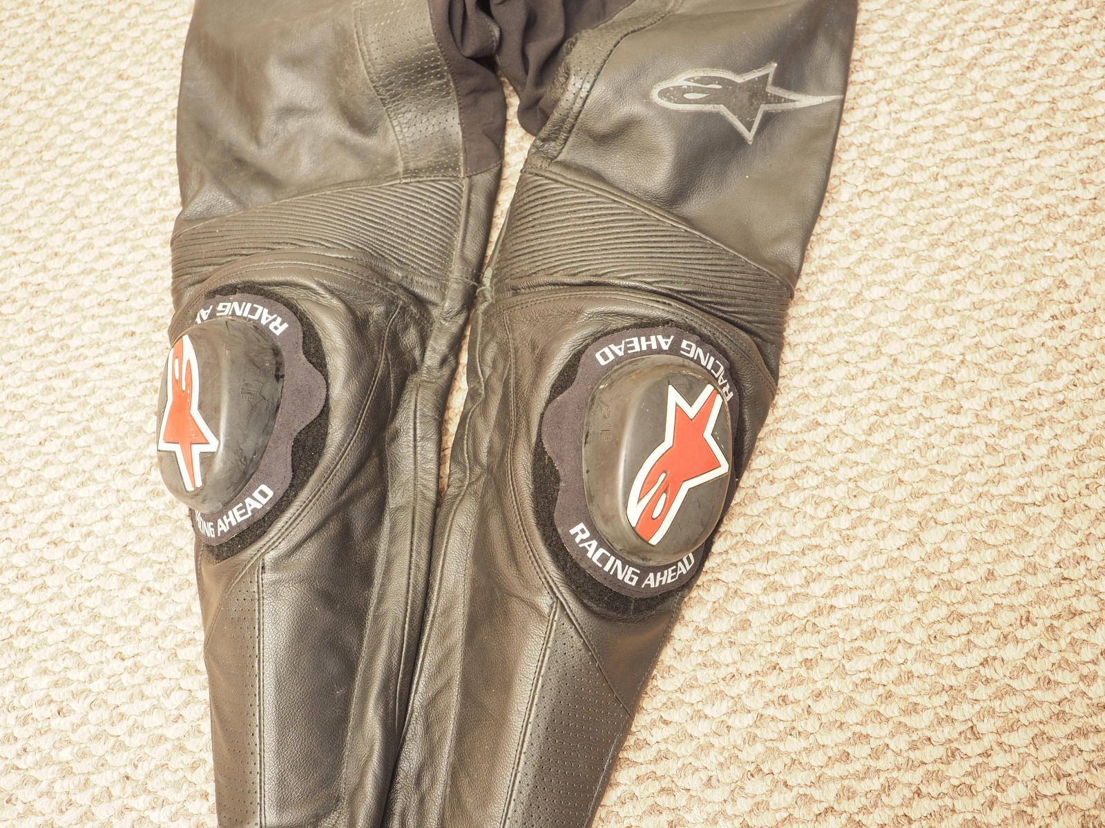 Alpinestars Leather Motorcycle Racing Pants Mens Size 34 Black Sport Bike Gear