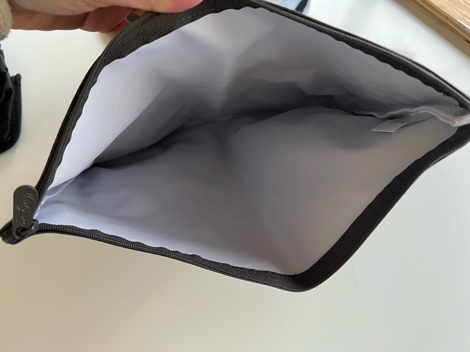 Thirty-One Zipper Bag Dark Gray Bicycle Stamped Print 12 1/4In X 8 1/2 In 