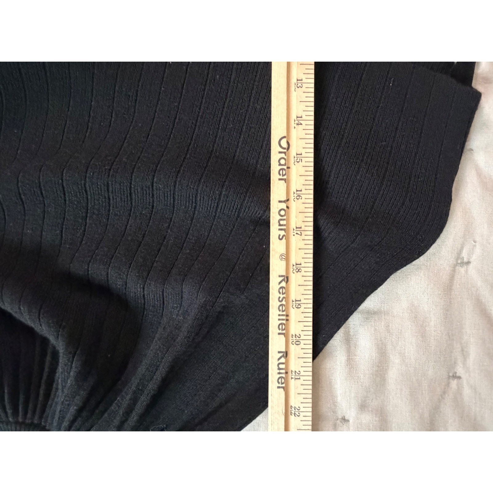 Club Monaco Wool Sweater Top Small Black Old Money Quiet Luxury Minimal Classic